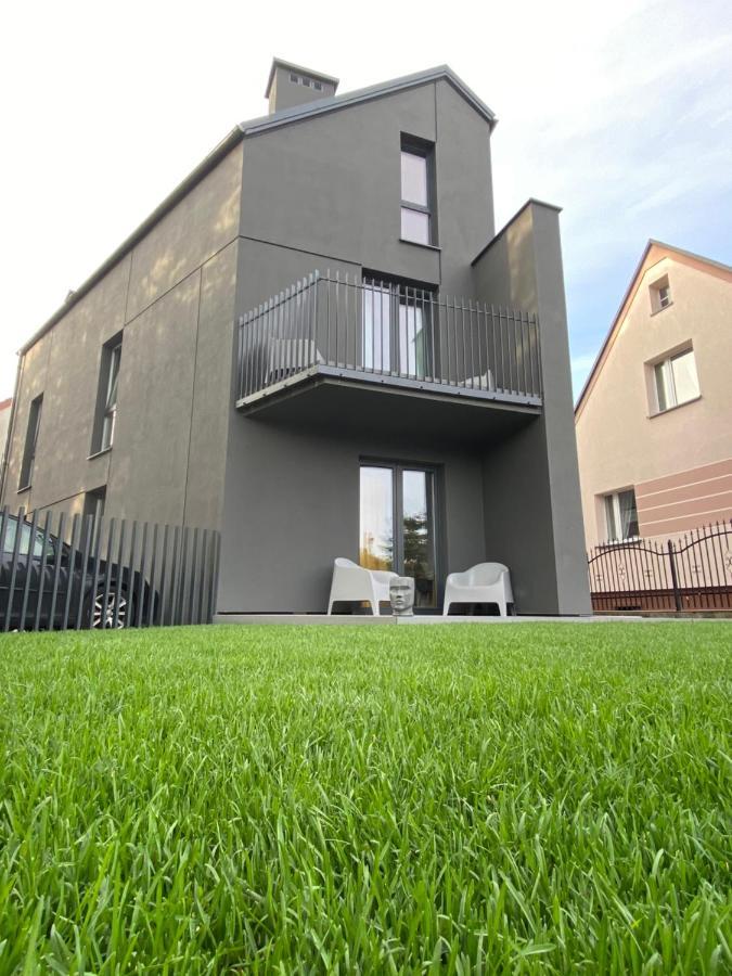Industrialna Piwnica Hostel Gdansk Bagian luar foto