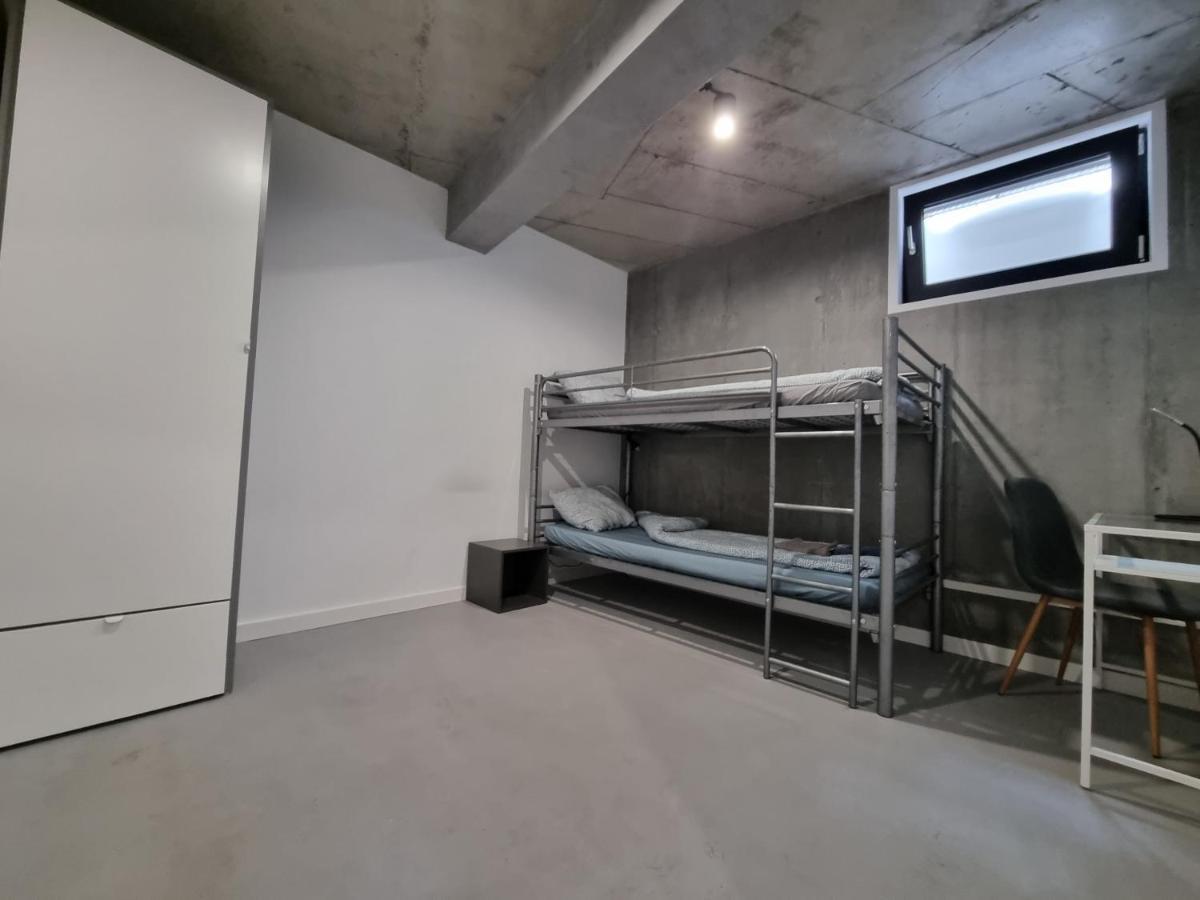 Industrialna Piwnica Hostel Gdansk Bagian luar foto